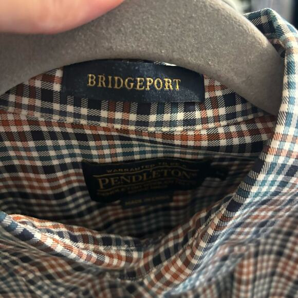 Pendleton Bridgeport Plaid Blue Red Black Butt Down Shirt Medium - Picture 5 of 6